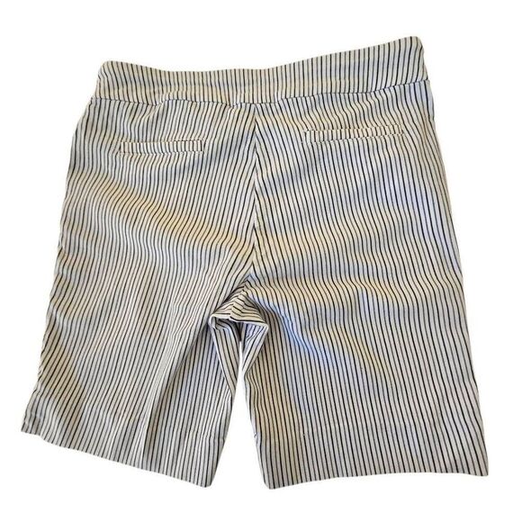 Hilary Radley Womens Pinstripe Stretch Pull-on Bermuda Shorts Blue White Medium - Picture 3 of 8